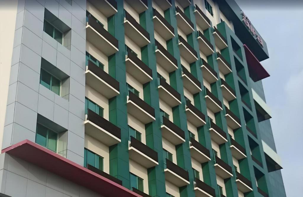 Hotel Aifa Labuan Luaran gambar
